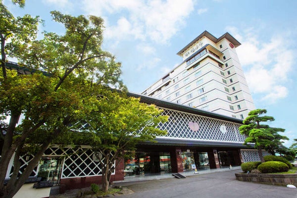 【札幌駅発】 【札幌発往復送迎付き】湯の川温泉『啄木亭』2連泊(3日間)2